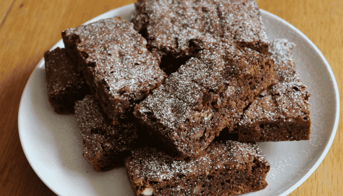 Brownie de Chocolate Tradicional Com um Sabor Intenso Ver Aqui